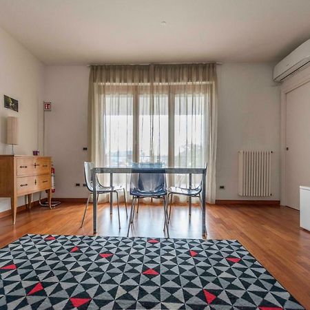 B&B Pierpy Appartamento Pescara Mare エクステリア 写真